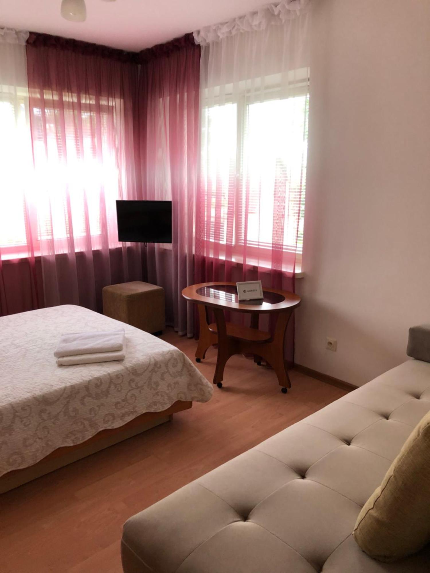 Hotel Sveciu Namai Dzukai Palanga Esterno foto
